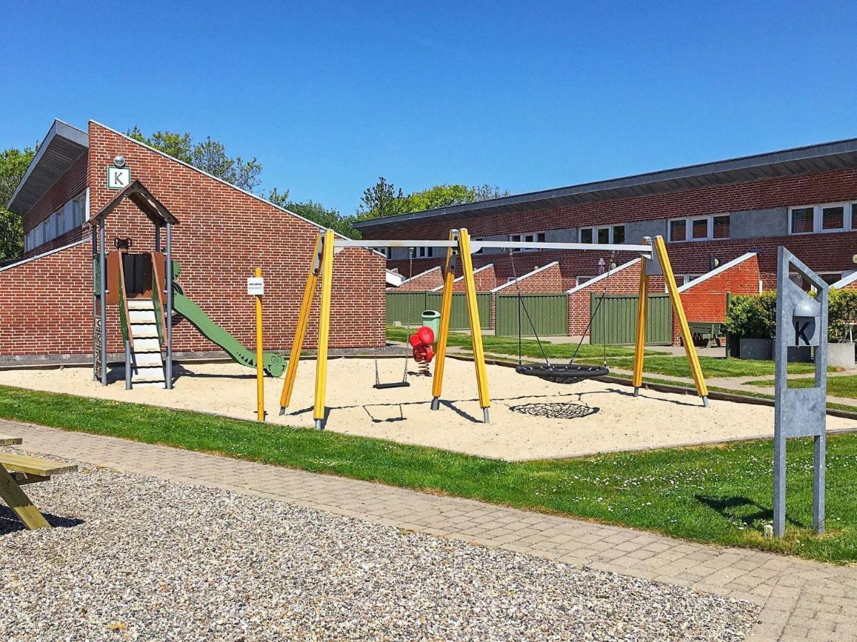 6 Person Holiday Home On A Holiday Park In Hemmet Exterior photo